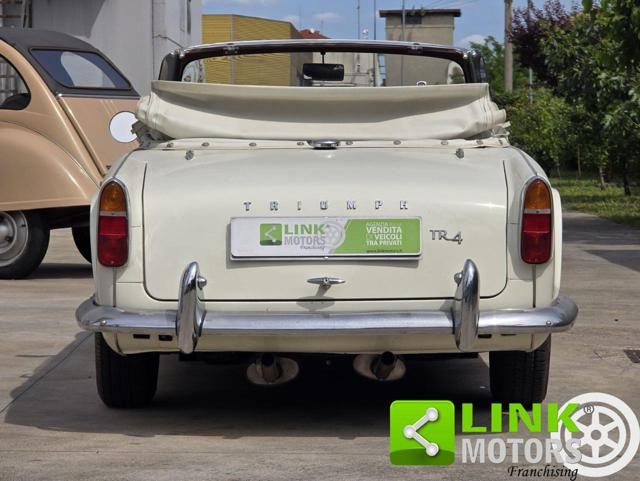 Triumph TR4 A CRS - foto 2 di 4