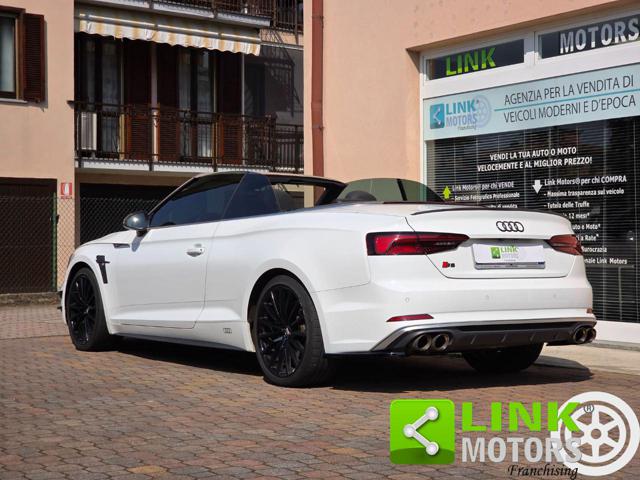 Audi A5 Cabrio 40 2.0 tfsi mhev S line 190cv s-tronic S5 - foto 3 di 4