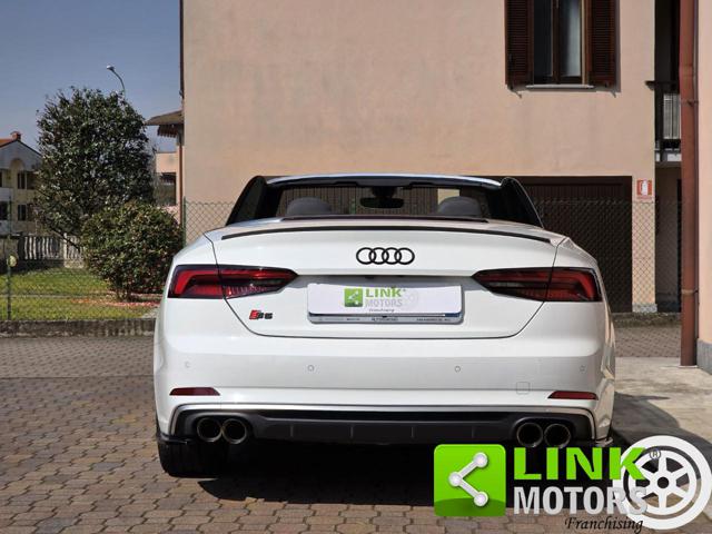 Audi A5 Cabrio 40 2.0 tfsi mhev S line 190cv s-tronic S5 - foto 2 di 4