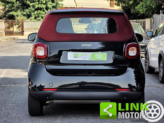 smart forTwo Cabrio 0.9 t Passion 90cv - foto 2 di 4