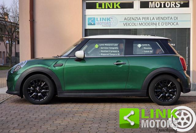 MINI Cooper 1.5 Essential 136 CV Automatic 3p - foto 2 di 4