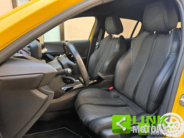 Peugeot 208 GT Pack 100 CV - foto 4 di 4