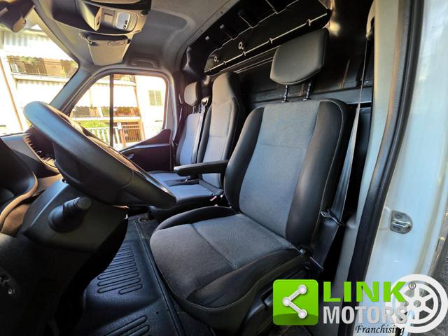 Renault Master T28 2.3 dci l1h1 136 CV NO IVA - foto 4 di 4