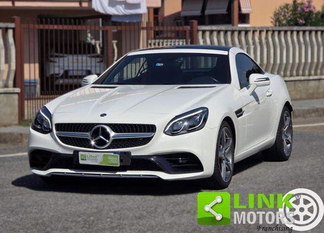 Mercedes-Benz SLC 180 AMG line 156CV, del 2018, 69.000 km, in vendita a Cava Manara (PV)