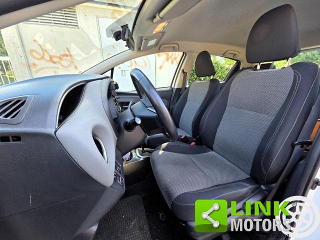 Toyota Yaris 1.5 HYBRID TREND AUTOMATICO - foto 4 di 4