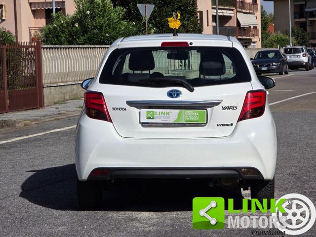 Toyota Yaris 1.5 HYBRID TREND AUTOMATICO - foto 2 di 4