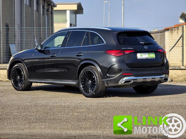 Mercedes-Benz GLC 220 d 197 CV MHEV 4MATIC Premium Plus Night AMG - foto 3 di 4