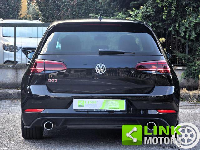 Volkswagen Golf GTI Performance 2.0 245 CV TSI DSG - foto 2 di 4
