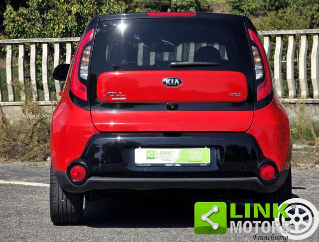 Kia Soul 1.6 crdi Your 136cv - foto 2 di 4