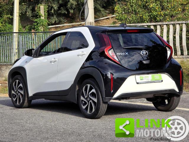 Toyota Aygo X 1.0 VVT-i 72 CV 5 porte Trend S-CVT - foto 3 di 4