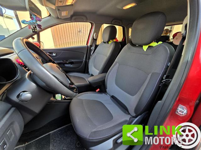 Renault Captur R-Link Automatica Dci 90CV E6 - foto 4 di 4