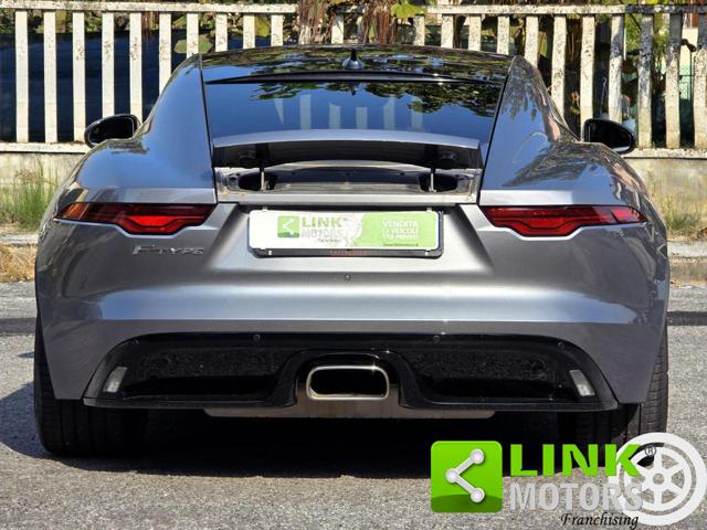 Jaguar F-Type 2.0 rwd R-Dynamic 300cv - foto 2 di 4