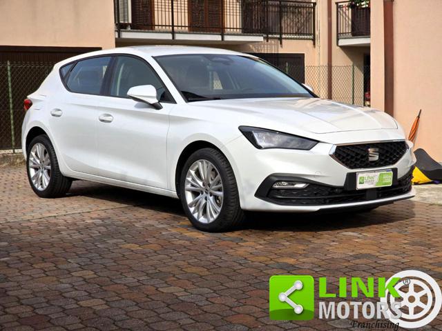 SEAT Leon 1.5 hybrid 116 CV DSG Business Garanzia Seat, del 2026, 3.000 km, in vendita a Cava Manara (PV)