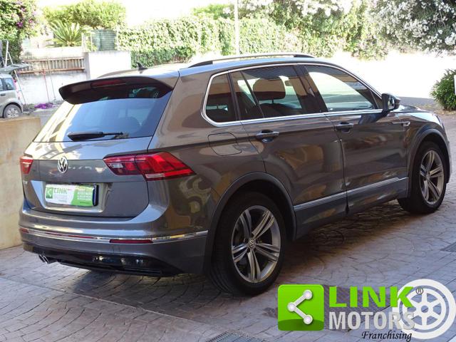 Volkswagen Tiguan 2.0 TDI R-LINE 150 CV - foto 4 di 4