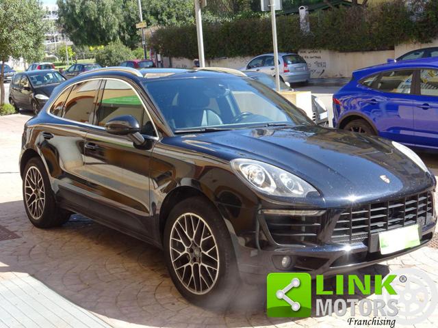 Porsche Macan 3.0 Diesel S - foto 3 di 4