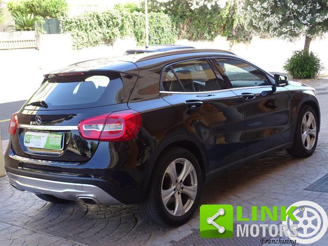 Mercedes-Benz GLA 200 D. 136 CV BUSINESS - foto 4 di 4