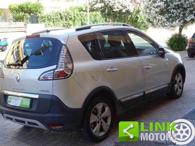 Renault Scenic XMODE 1.5 DCI 110 CV - foto 4 di 4