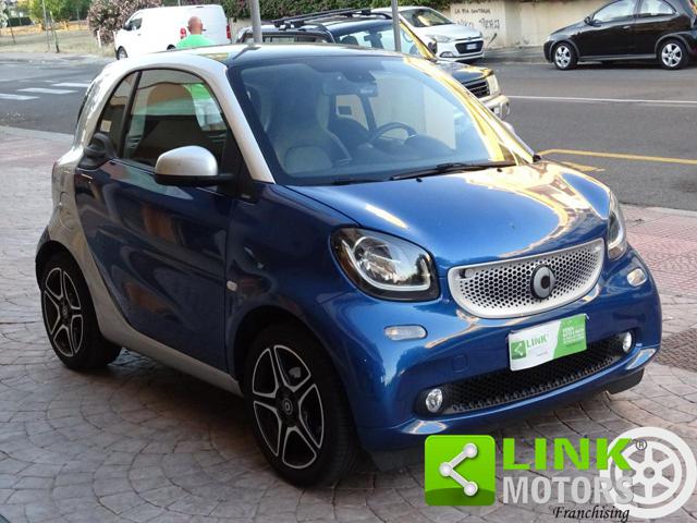 smart forTwo 90 CV LIMITED 4 - foto 3 di 4