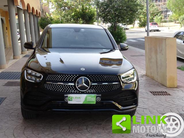 Mercedes-Benz GLC 200 COUPE' HYBRID/BENZINA AMG 4MATIC - foto 2 di 4