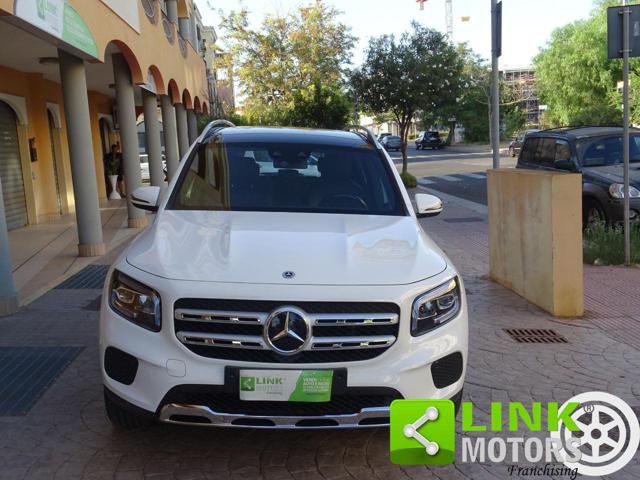 Mercedes-Benz GLB 200 D. 150 CV - foto 2 di 4