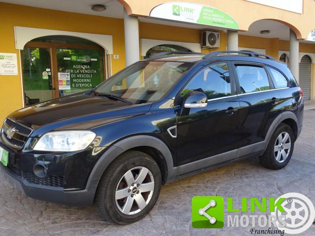 Chevrolet Captiva 2.0 CDTI 4WD, del 2009, 227.000 km, in vendita a Quartu Sant Elena (CA)