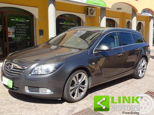 Opel Insignia SW 2.0 CDTI 160 CV, del 2011, 156.000 km, in vendita a Quartu Sant Elena (CA)