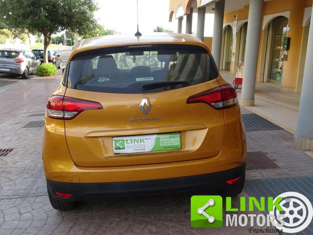 Renault Scenic 1.7 DCI 120 CV - foto 4 di 4