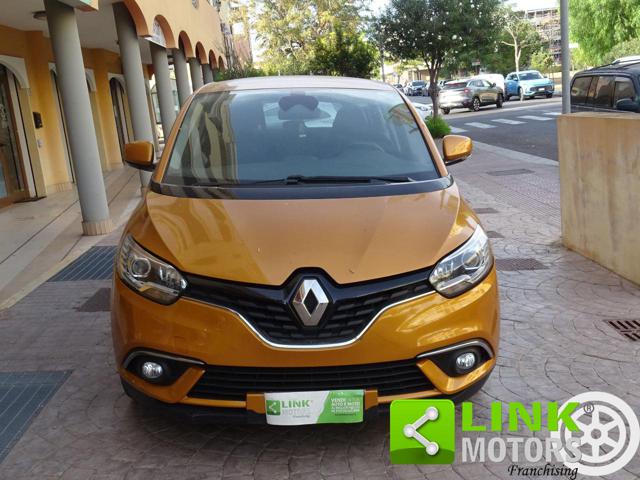 Renault Scenic 1.7 DCI 120 CV - foto 2 di 4