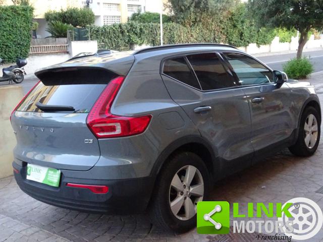 Volvo XC40 2.0 D. 150 CV 2WD - foto 4 di 4