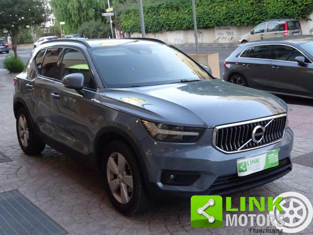 Volvo XC40 2.0 D. 150 CV 2WD - foto 3 di 4