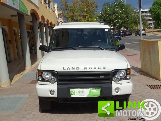 Land Rover Discovery 2.5 TD5 7 POSTI - foto 2 di 4