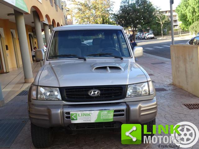 Hyundai Galloper 2.5 T.D. 100 CV - foto 2 di 4