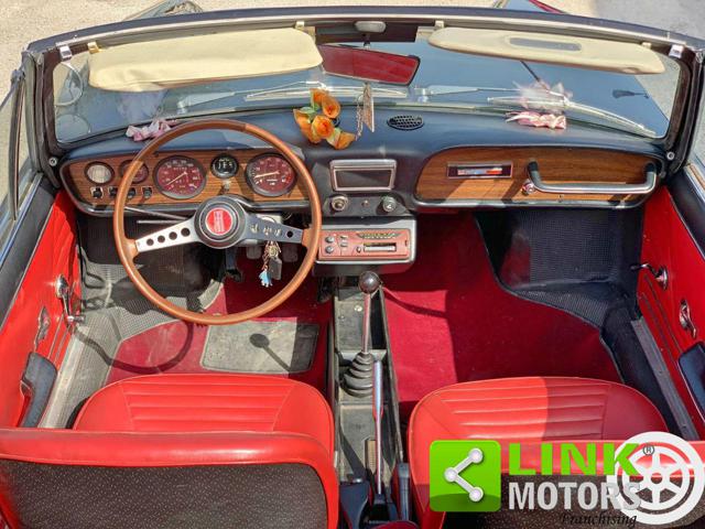 Fiat 850 SPIDER SPORT targa oro Asi d'epoca a POMIGLIANO D ARCO