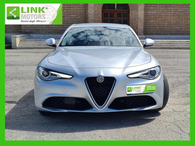 Alfa Romeo Giulia 2.2 Turbodiesel 190 CV AT8 Ti - TAGLIANDATA - foto 3 di 4