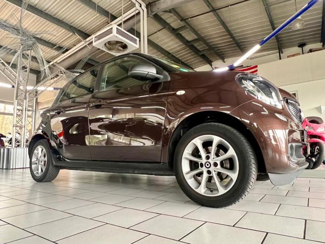 smart forFour 70 1.0 Passion / Tetto apribile/Pdc/Cruise - foto 2 di 4