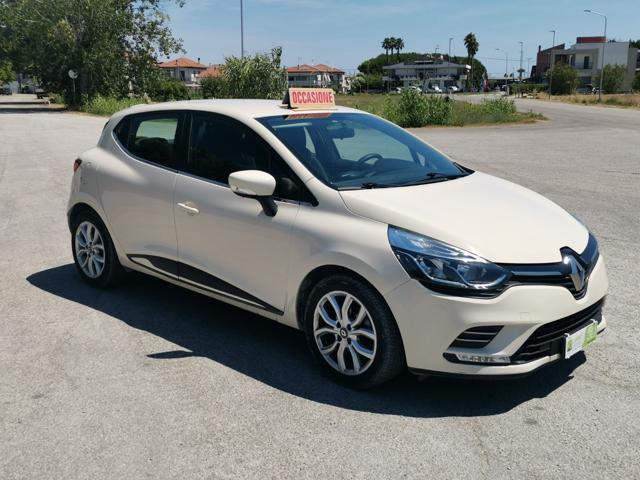Renault Clio dCi 8V 90 CV EDC automatica 5p. Energy Busines - foto 3 di 4