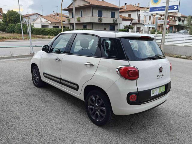 Fiat 500L 0.9 TwinAir Turbo Natural Power Lounge /TETTO PANO - foto 4 di 4