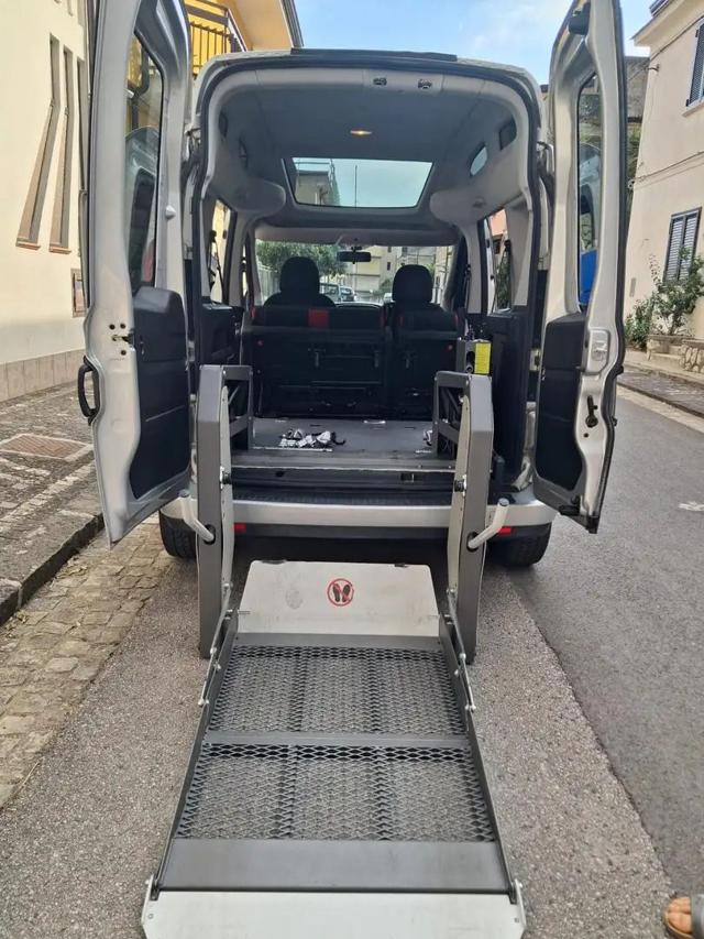 Fiat Doblo XL PC Combi 5 posti 1.6 MJT 105CV / all. disabili - foto 3 di 4