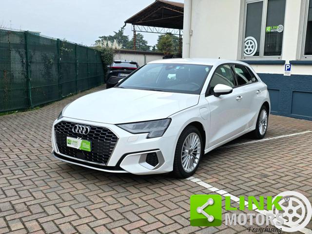 Audi A3 SPB 40 TFSI e S tronic Business Advanced - foto 2 di 4
