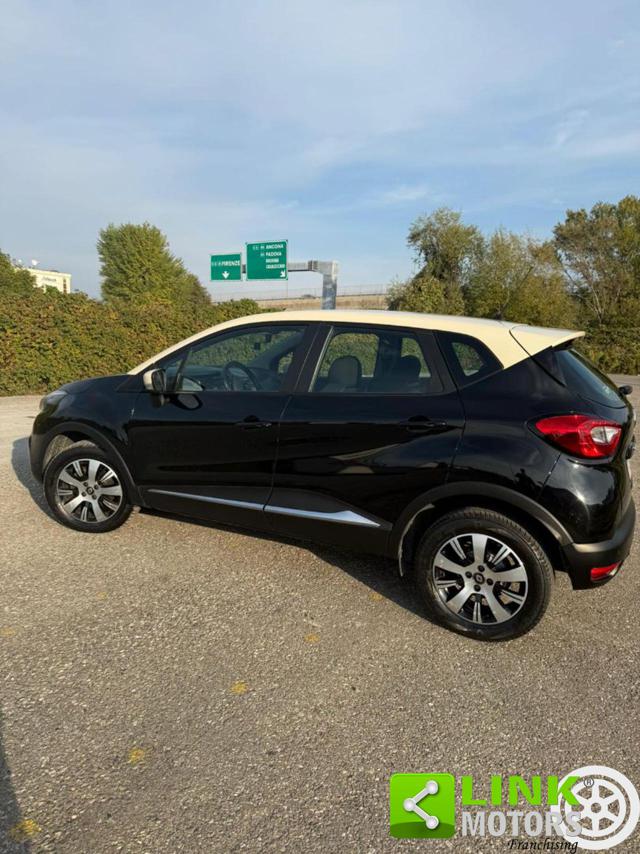Renault Captur dCi 8V 90cv Start&Stop Eco 2 - foto 2 di 4
