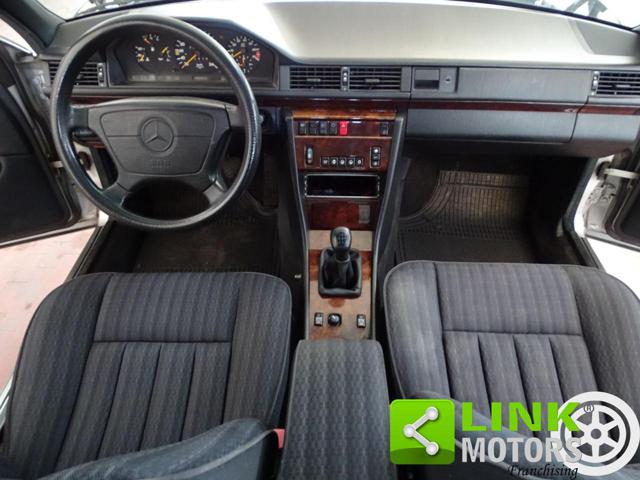 Mercedes-Benz 200 TE-16 SW 2.0 136cv Manuale ASI - foto 4 di 4