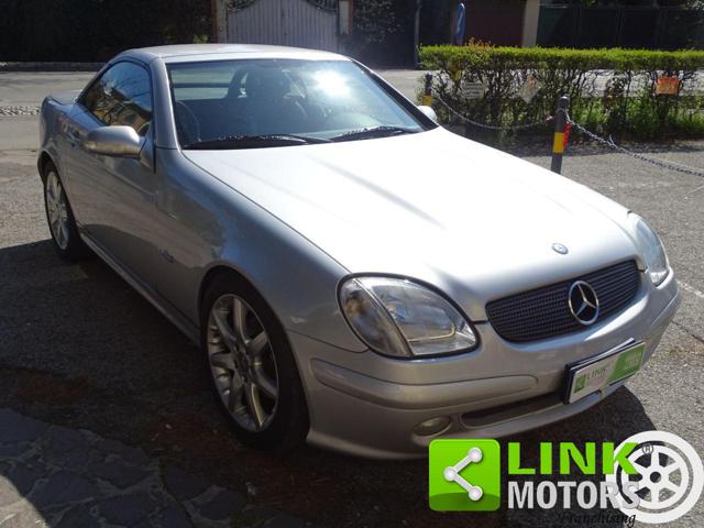Mercedes-Benz SLK 200 2.0 Kompressor 163cv ASI+CRS usato a CASTEL MAGGIORE