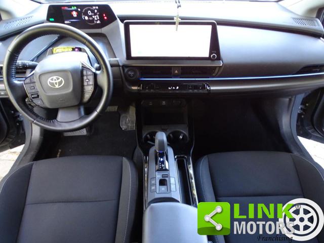 Toyota Prius 2.0 Plug-in Hybrid 151cv Lounge - foto 4 di 4