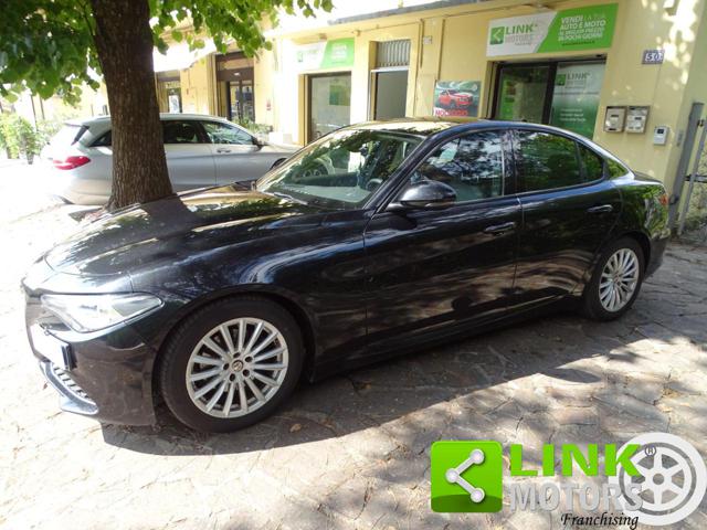 Alfa Romeo Giulia 2.2 JTDm Super - foto 3 di 4