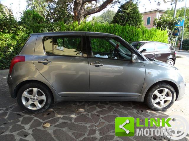 Suzuki Swift 1.3 - foto 2 di 4