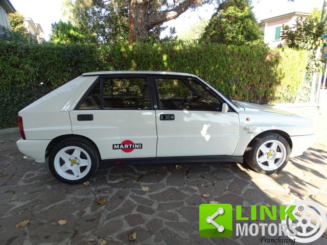 Lancia Delta HF INTEGRALE - foto 2 di 4