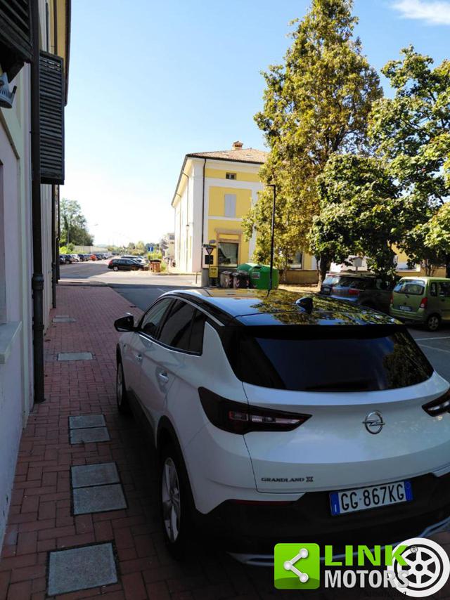 Opel Grandland X 1.5 diesel Ecotec Start&Stop aut. - foto 2 di 4