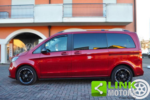 Mercedes-Benz V 220 d Automatic Sport Compact Night Edition - foto 2 di 4