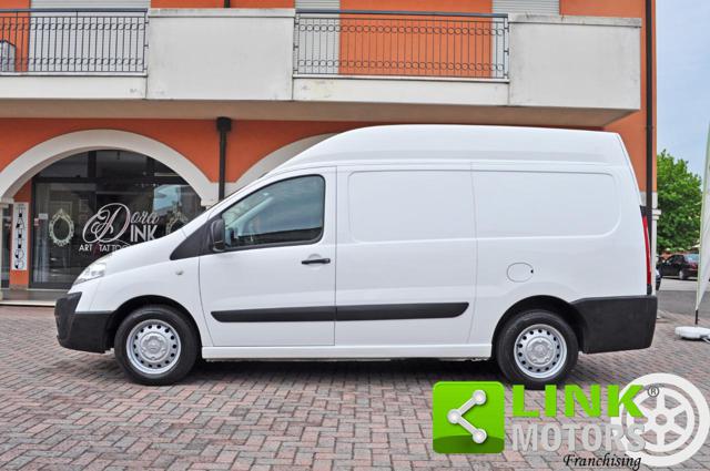 Toyota Proace 2.0 D Furgone Lounge 12q L2H2 - foto 2 di 4