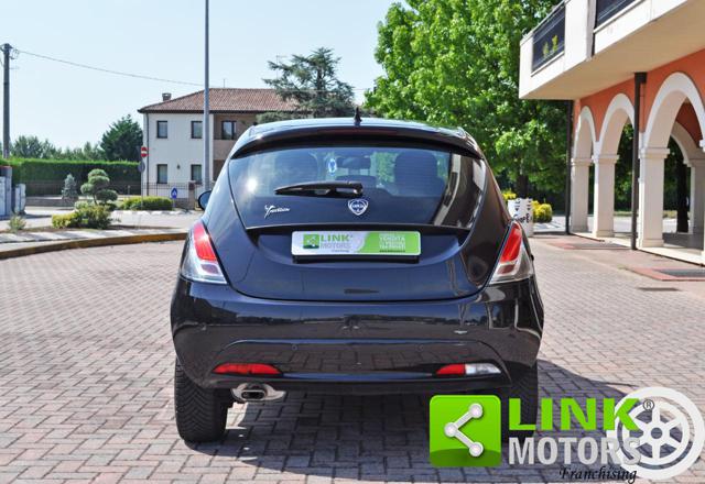 Lancia Ypsilon 1.2 69 CV 5 porte GPL Ecochic Black - foto 4 di 4